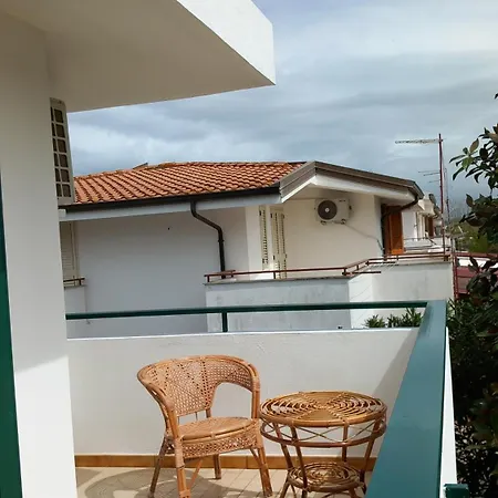 Maison A 250m De La Mer Tatil Evi Vibo Valentia